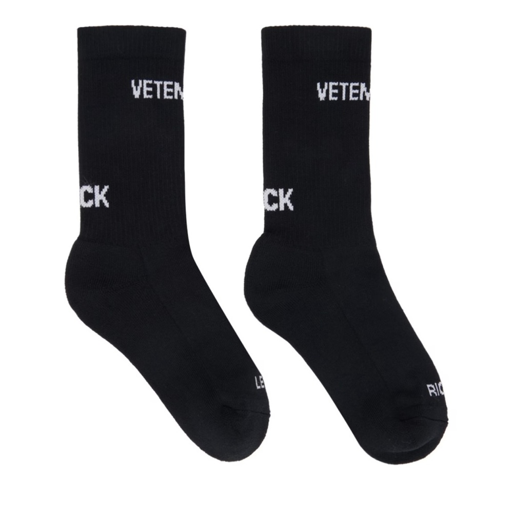 vetements black logo socks